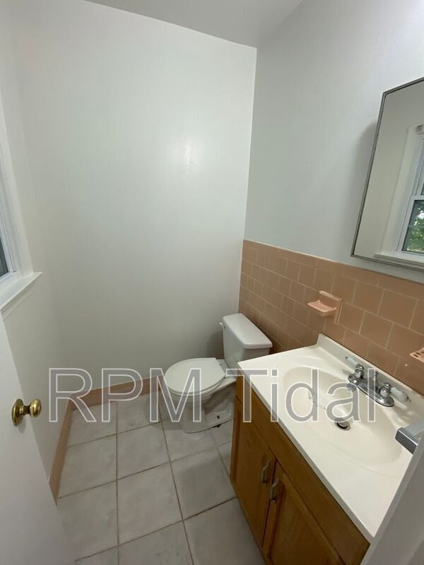 Building Photo - 447 Whealton Rd