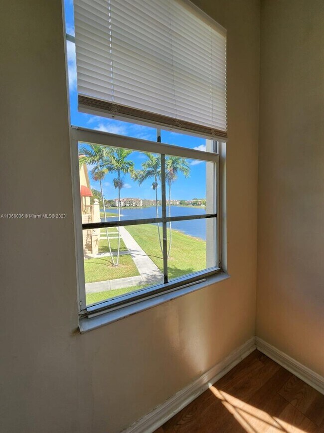 Building Photo - 4180 San Marino Blvd