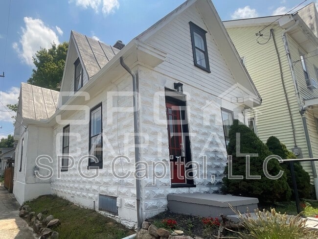 Primary Photo - 262 E Garfield St
