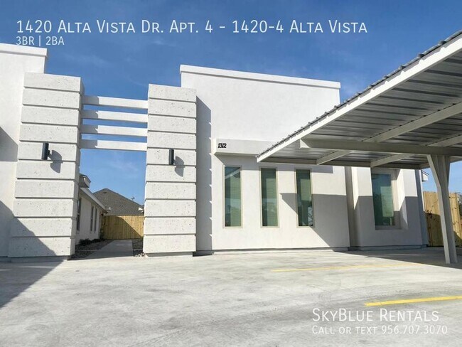 Building Photo - 1420 Alta Vista Dr