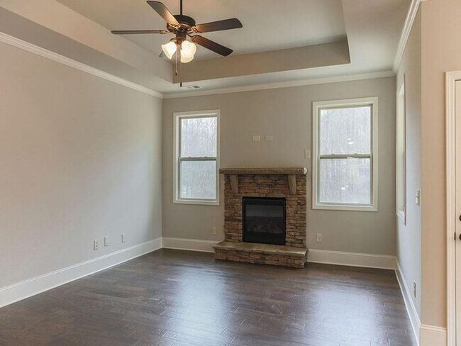 Building Photo - 5985 Carruth Lake Dr