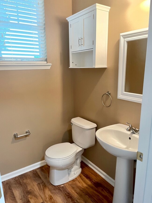 Building Photo - 300 Volterra Plz