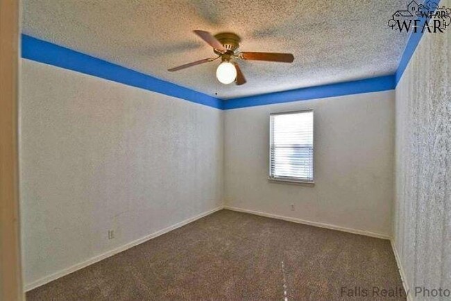 Building Photo - 1426 Harris Ln