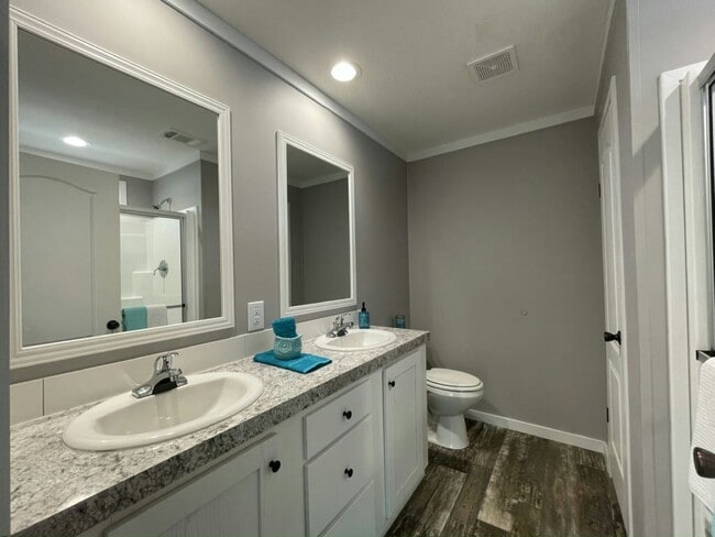 Building Photo - 3056 SW 108th St