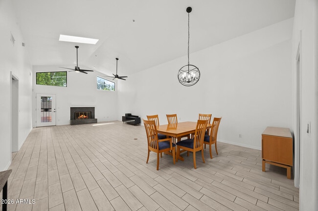 Building Photo - 8479 N 84th Pl