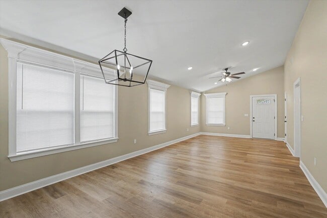 Building Photo - 28 Sudai St