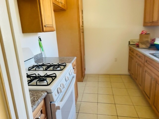 Building Photo - 4275 Tujunga Ave