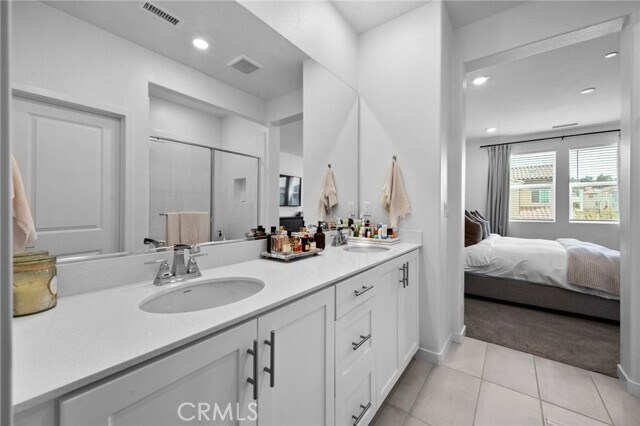 Building Photo - 3959 Lavine Wy