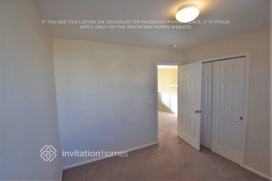 Building Photo - 1165 Lords Hill Dr
