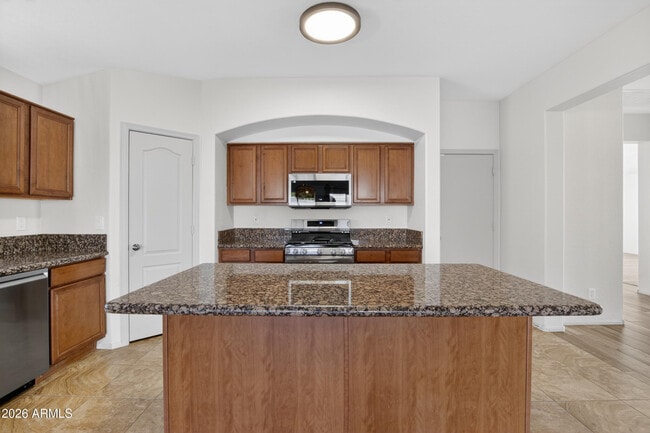 Building Photo - 17662 W Charter Oak Rd