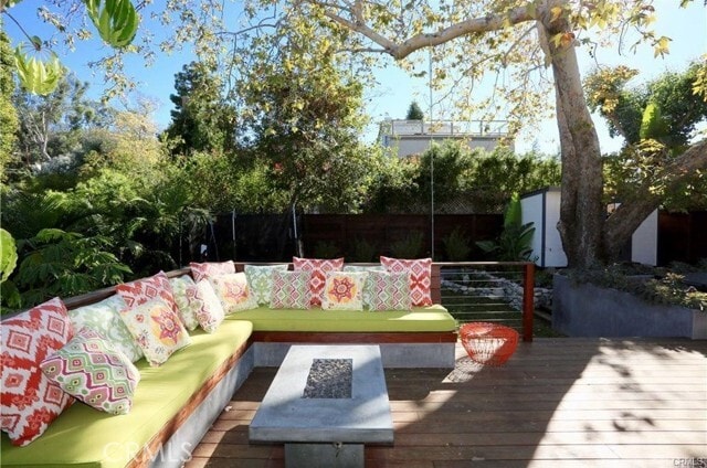 Building Photo - 555 Bluebird Canyon Dr
