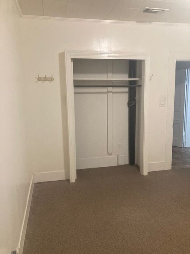 Building Photo - Gulfport 2 Bedroom
