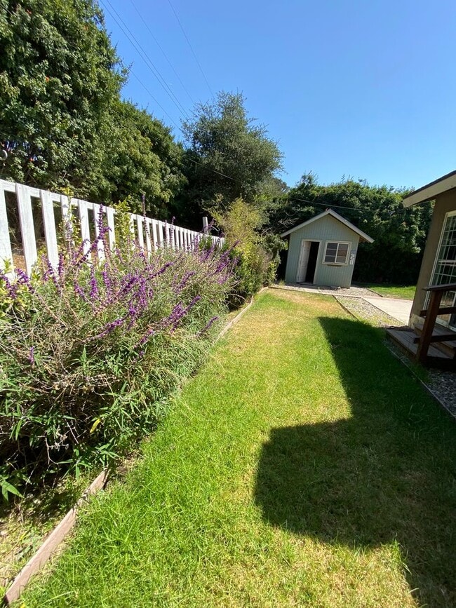 Building Photo - Updated Single Story Home Located in Orcut...