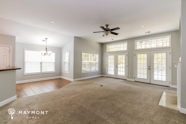 Building Photo - Stunning Myrtle Beach Home!