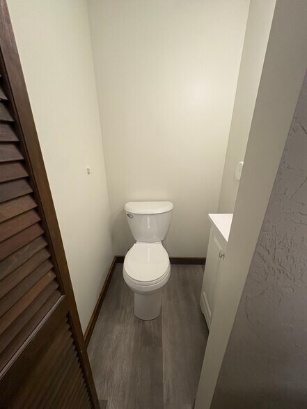 1/2 bath in basement - 4564 Ohio Ave