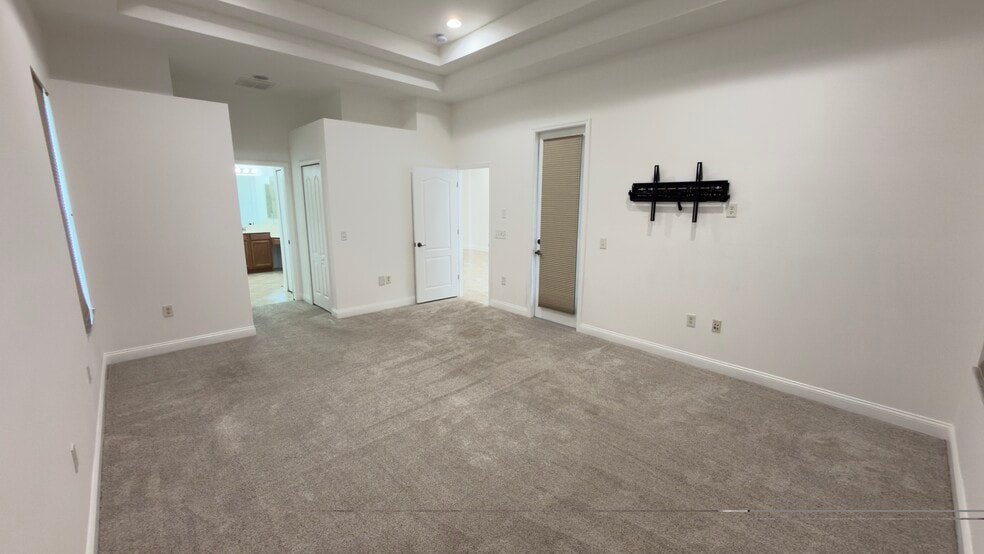 Building Photo - 8120 Turkey Hill Ct