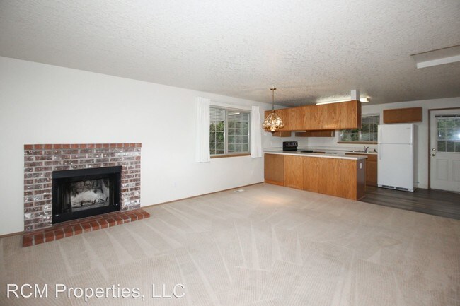 Building Photo - 1300 NE 181st Ave