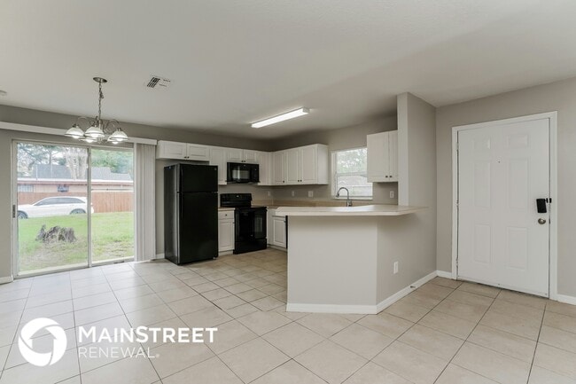 Building Photo - 1343 15th St S