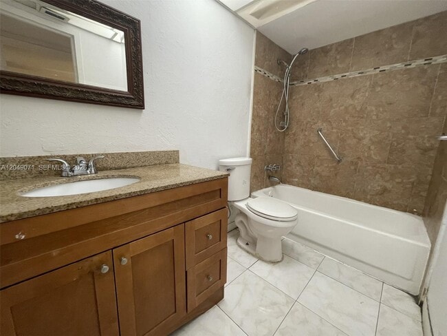 Building Photo - 1800 SW 81st Ave