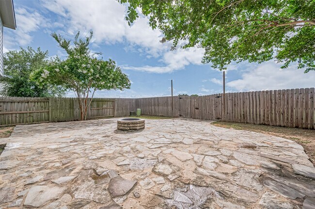 Building Photo - 20646 Ricewood Village Trail
