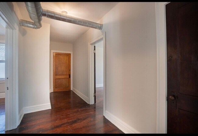 Building Photo - 4419 S Kingshighway Blvd