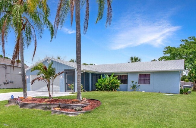 Primary Photo - 1481 SW Gastador Ave