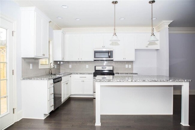 Building Photo - 1098 Willow Field Dr
