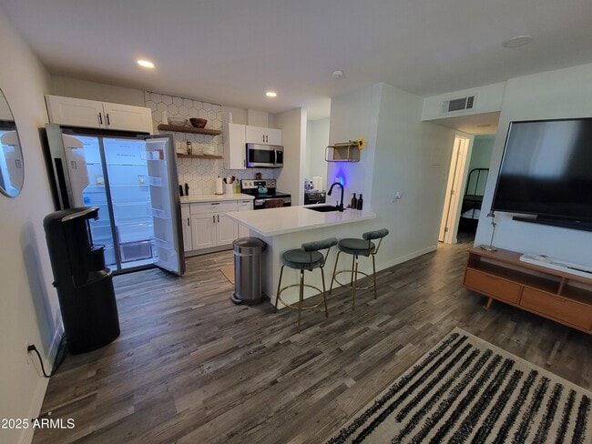 Building Photo - 3314 N 68th St