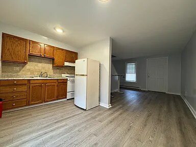 Building Photo - 259 Main St S