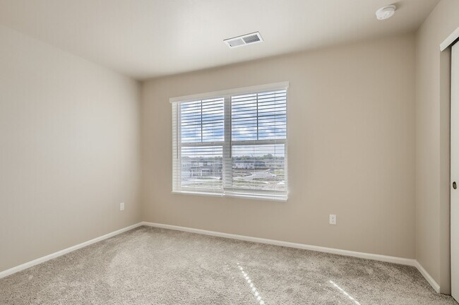 Building Photo - 3869 Sandy Vista Trail