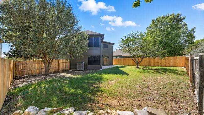 Building Photo - 1073 Stone Hollow