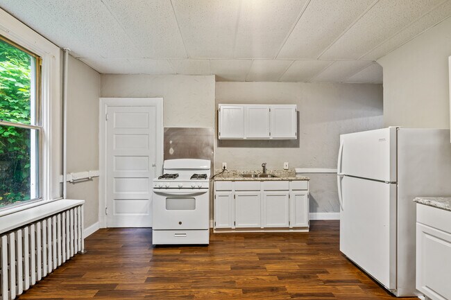 Building Photo - 3720-3726 Baytree St