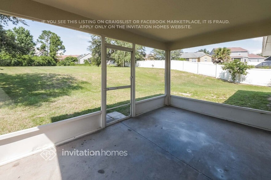 Building Photo - 1911 Summit Oaks Cir