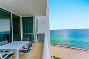 Building Photo - 18101 Collins Ave