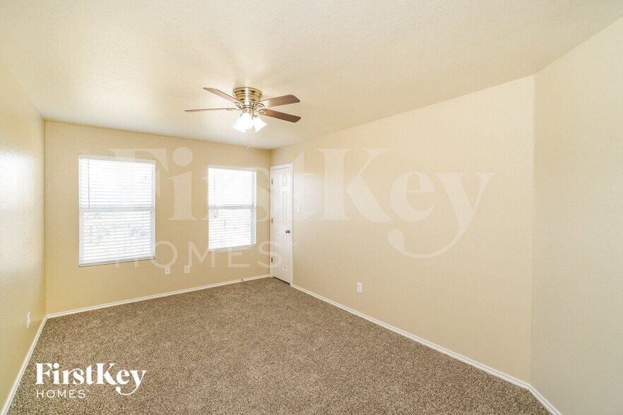 Building Photo - 3947 Key W Way