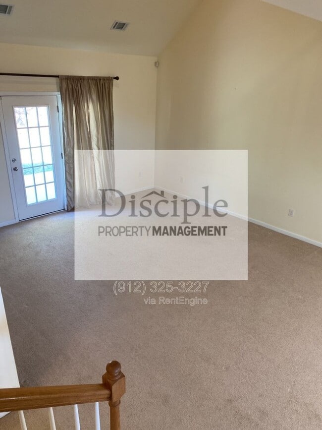 Building Photo - 169 Regency Cir