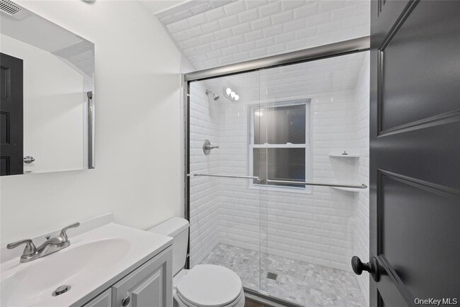 Building Photo - 122 Liberty Ave