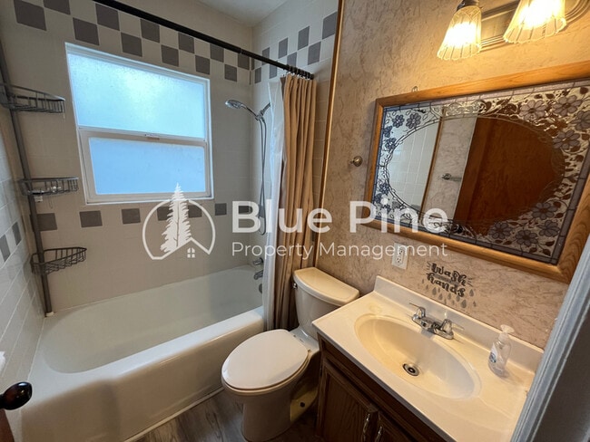 Building Photo - 108 Horrocks Dr