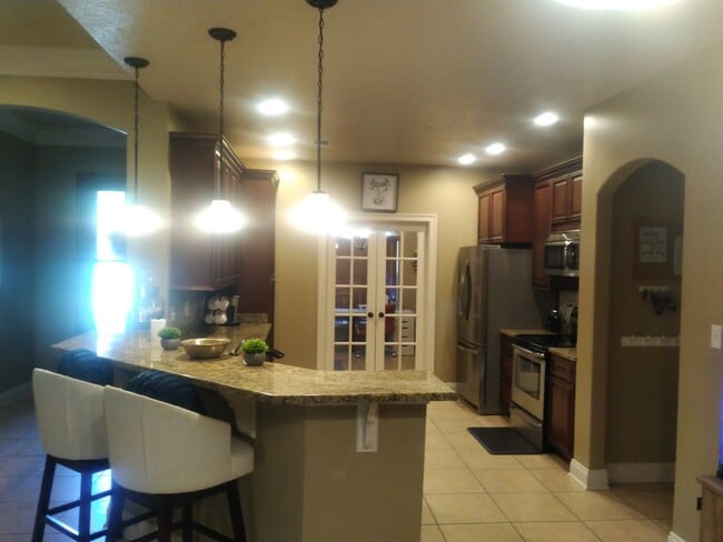Building Photo - 1258 Harmony Ln