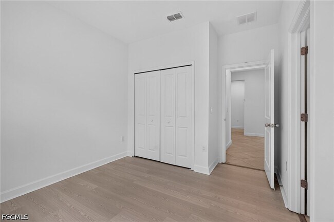 Building Photo - 9156 Leatherwood Loop