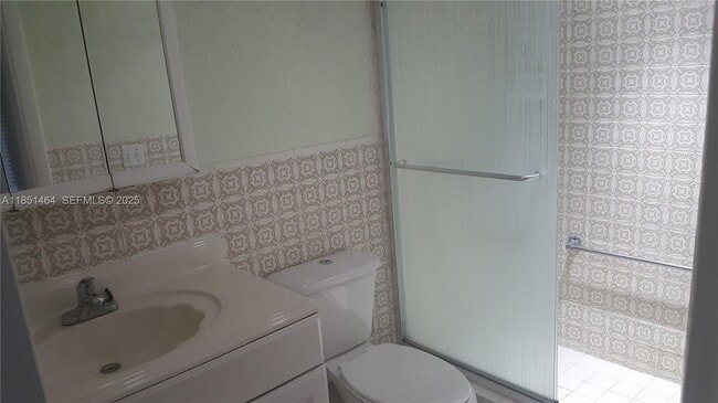 Building Photo - 3860 NE 170th St