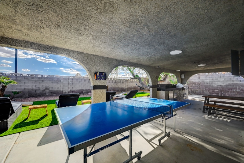 Building Photo - 2239 Heavenly View Dr