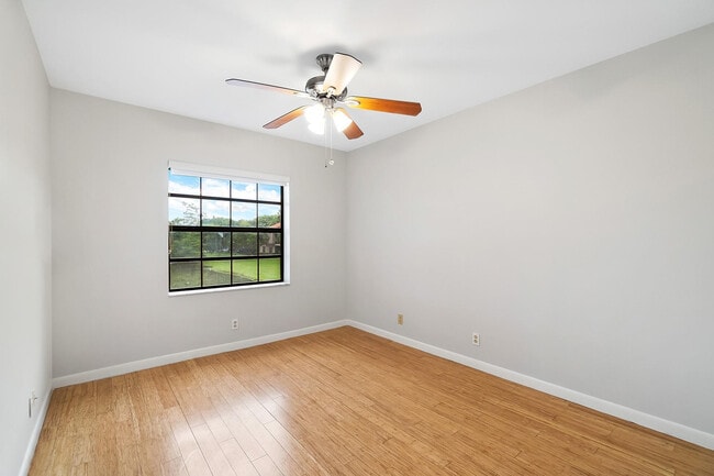 Building Photo - 10730 NW 14th St