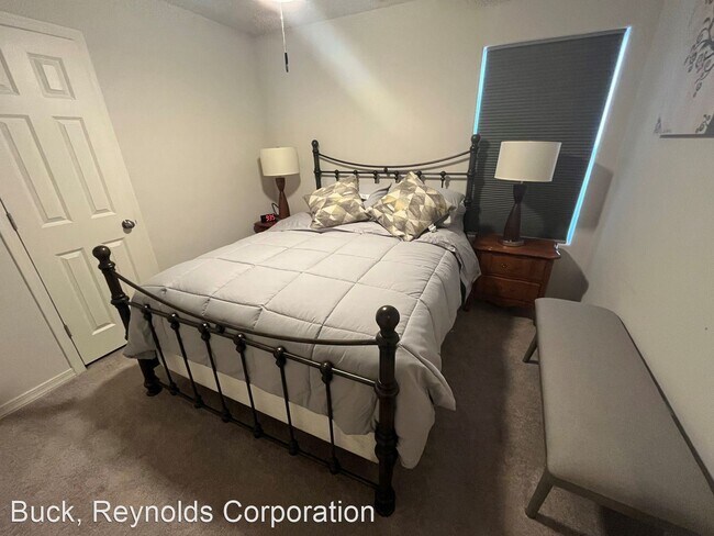 Building Photo - 3 br, 2.5 bath House - 531 Ramar Rd.