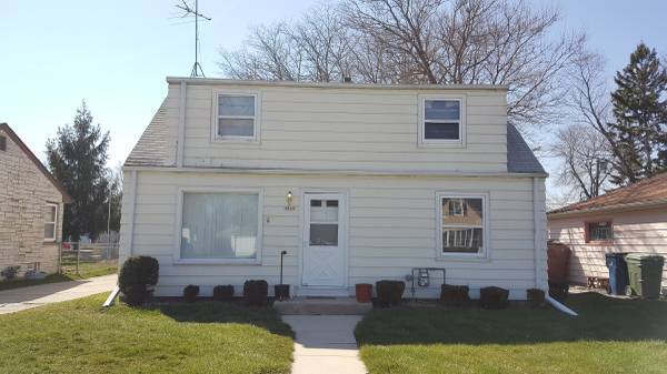 Primary Photo - 5 Bedroom Single Family Home w/ Garage