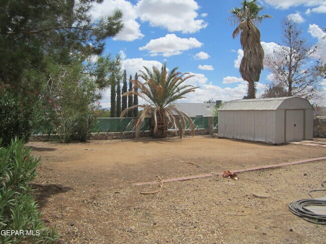 Building Photo - 6924 Imperial Ridge Dr