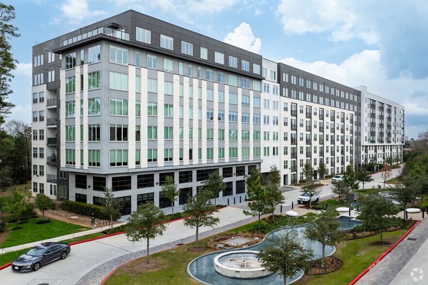 Primary Photo - Modera Six Pines