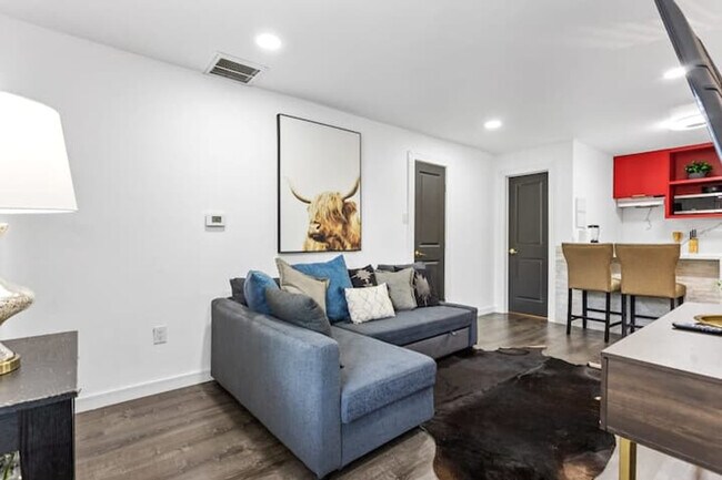 Building Photo - 2620 Arbor St