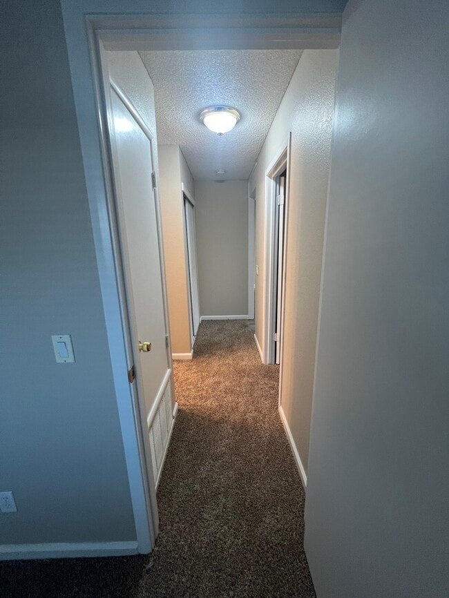 Building Photo - 7956 Orchard Woods Cir