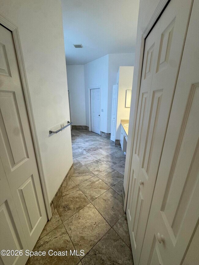 Building Photo - 3315 Casi Dr